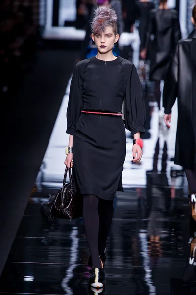 Look 34